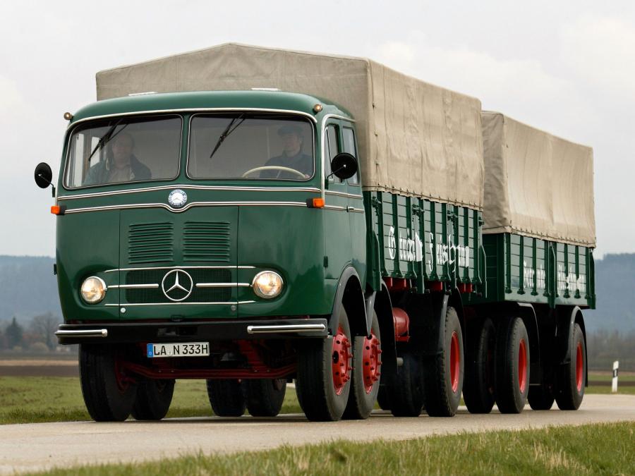  Mercedes-Benz LP333 1958 года  (фото 8 из 15)